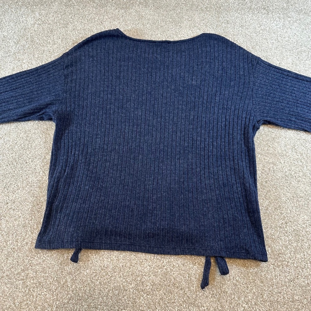 Crescent Navy Blue Ribbed Knit Long Sleeve Cinched Tie Hem Top Womens Medium - Picture 4 of 4